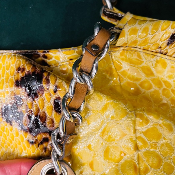 🔥 Vintar Cavalcanti Yellow Snakeskin Italian Leather Chain Tote - Picture 2 of 16